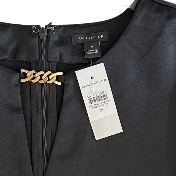 NWT Ann Taylor Black Satin Chain Neck Detail Top Size M - Picture 1 of 9